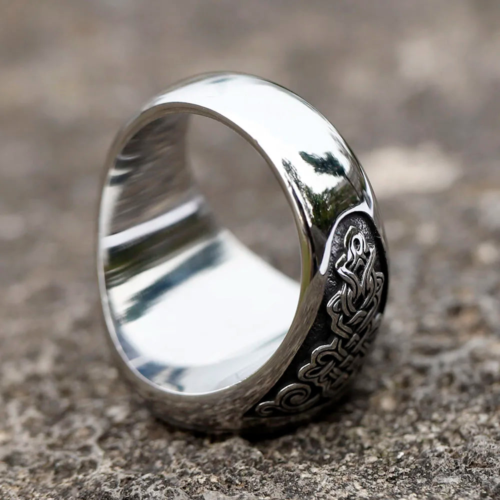 Knight Ring